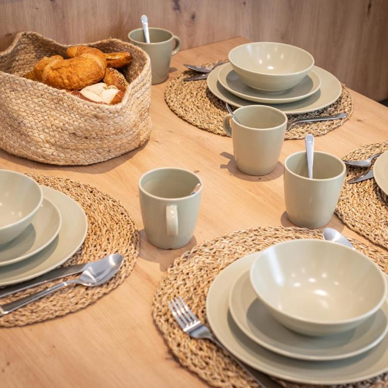 Lennis Apartments by we rent - Apartment - 4