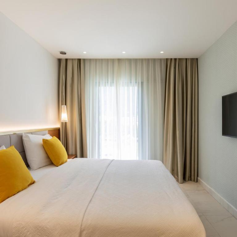HUMA Kotor Bay Hotel and Villas - Premium Double Room with Garden View - 6