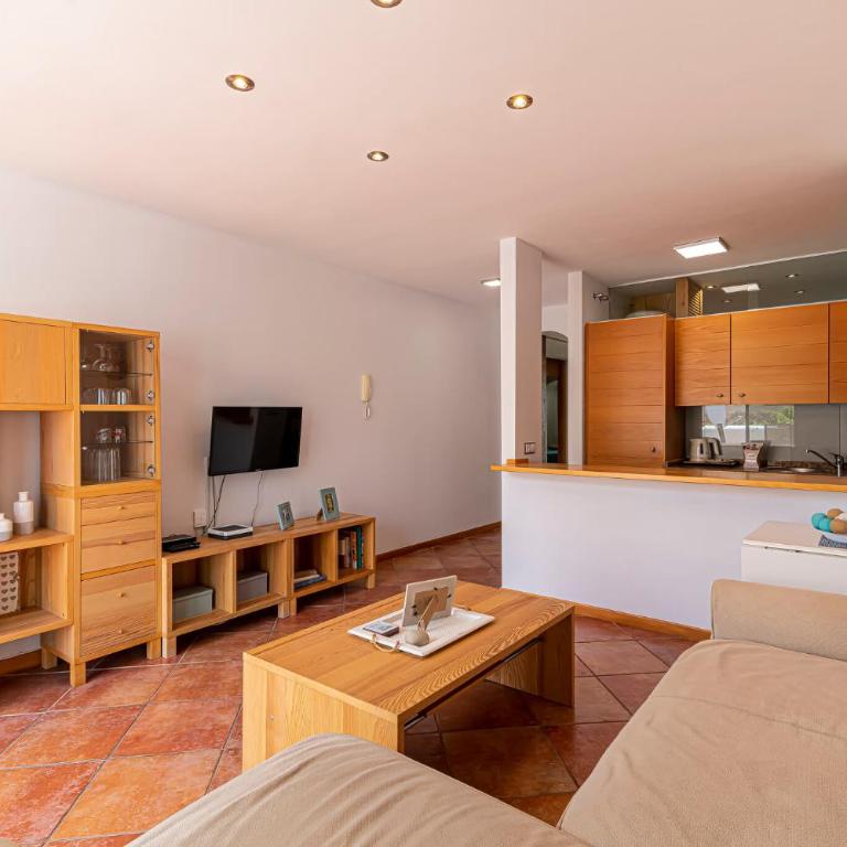 GO2TENERIFE Apart'Chaga Terrace, Pools & Free Parking - Two-Bedroom Apartment - 4