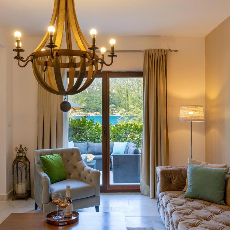 HUMA Kotor Bay Hotel and Villas - Three Bedroom Villa - Beach Front - 12