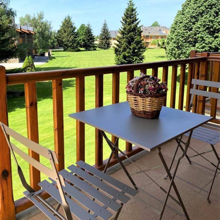 Amplio apartamento en Puigcerda - Three-Bedroom Apartment - 1