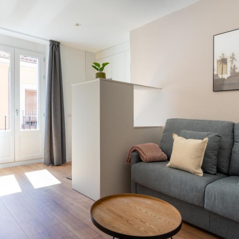 Limehome Madrid Calle de Fomento - estancia temporal - One-Bedroom Apartment with Balcony - 24