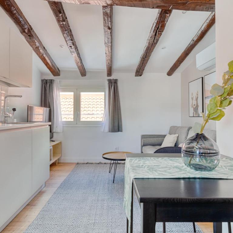 Limehome Madrid Calle de Fomento - estancia temporal - One-Bedroom Attic Apartment - 4