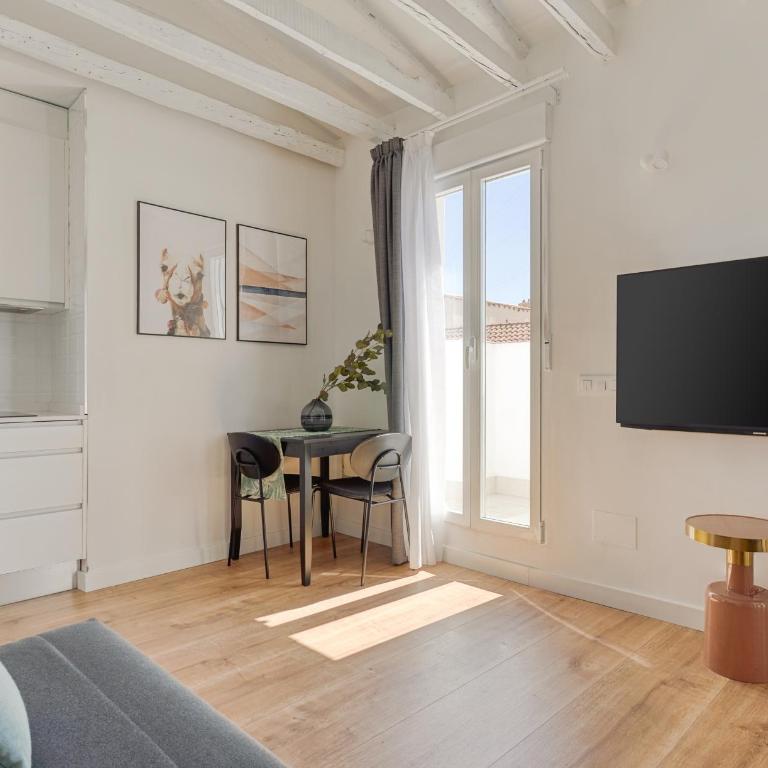 Limehome Madrid Calle de Fomento - estancia temporal - One-Bedroom Apartment with Terrace - 14