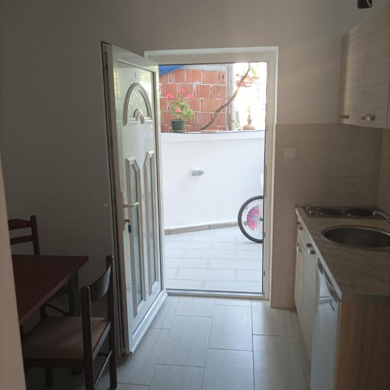 Apartmani Baštrica - Apartman sa 1 Spavaćom Sobom - 1