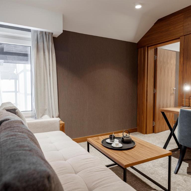 Hotel Grand Kopaonik - Family Room - 1