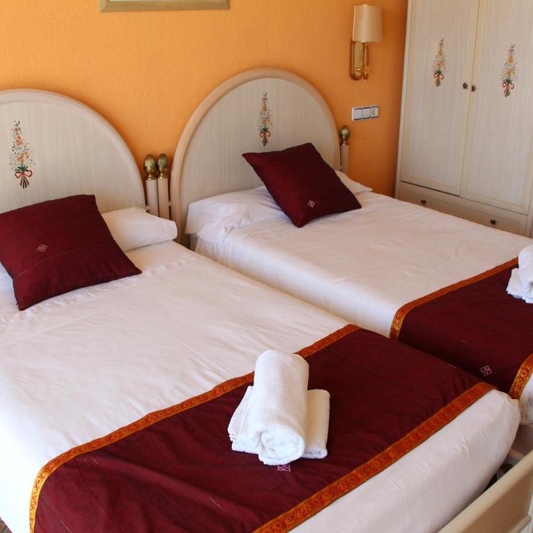 Hotel La Riviera - Doppelzimmer mit seitlichem Meerblick und Terrasse - 1