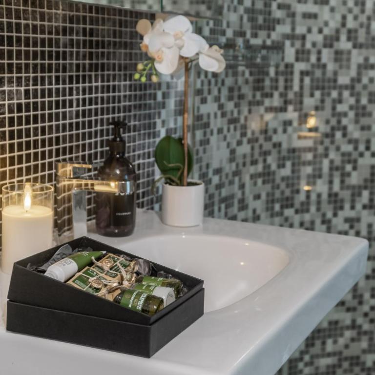 Centrale Mazzoni Apartments R&R - Studio Apartment - 8
