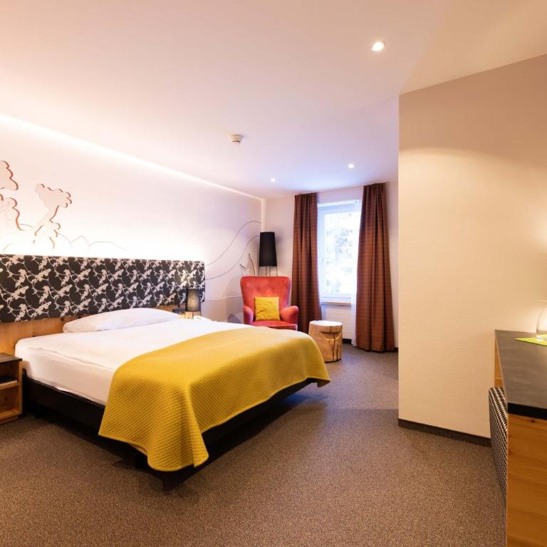 Sporthotel Pontresina - Budget Zimmer mit Queensize-Bett - 8