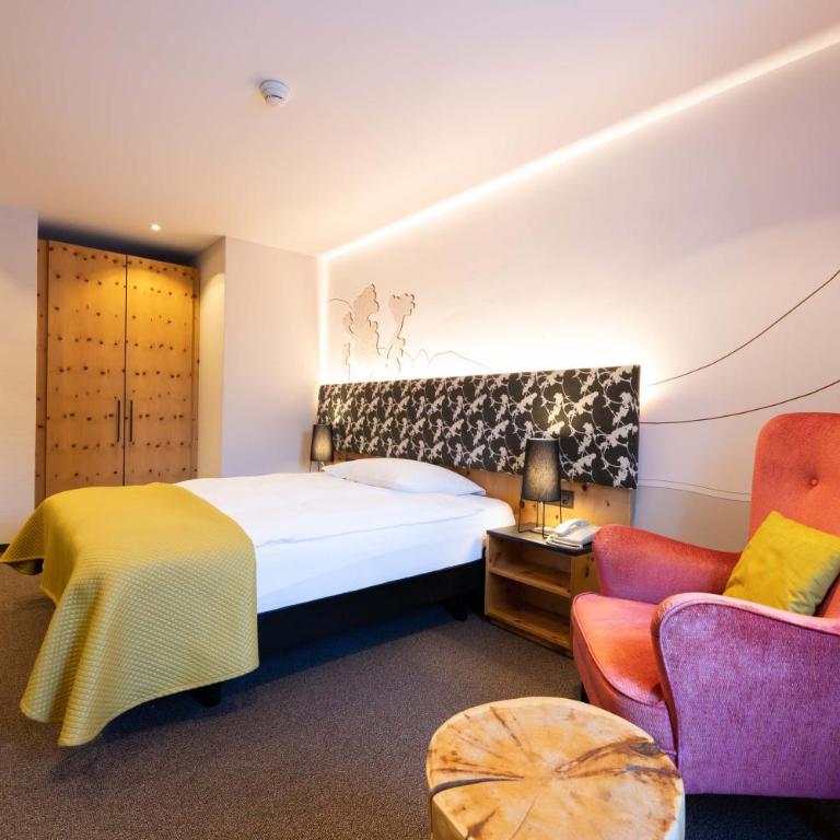 Sporthotel Pontresina - Budget Zimmer mit Queensize-Bett - 9