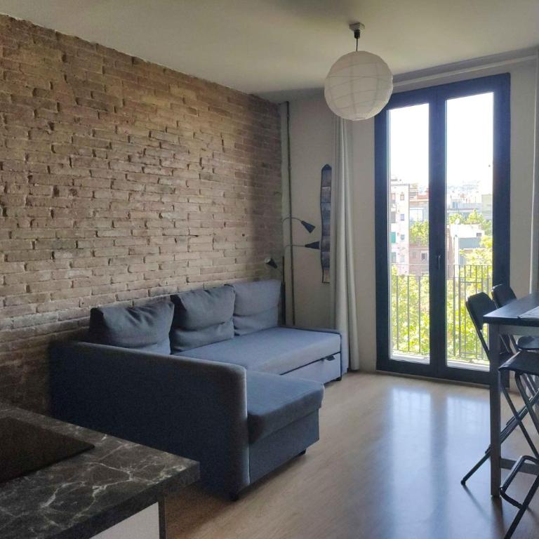 Diagonal Apartments - Three-Bedroom Apartment - 28