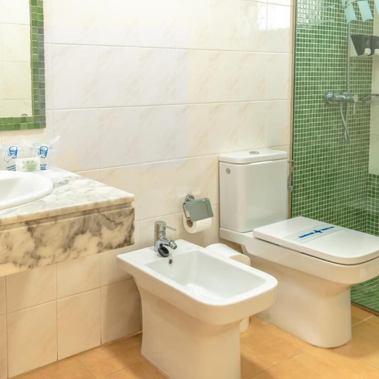 Hyde Park Lane - Studio (2 Adults) - 2