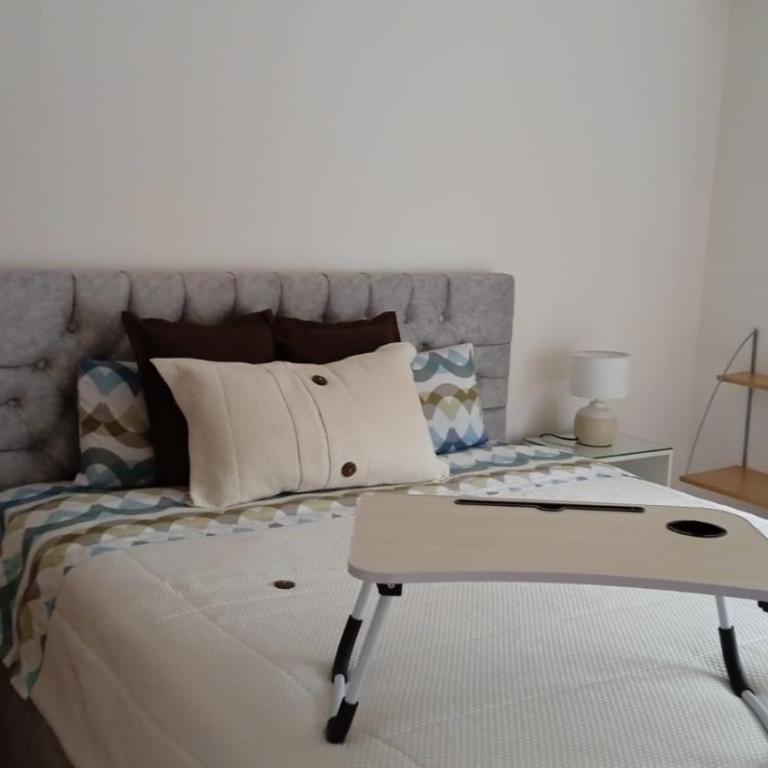 Rep del Salvador, Quito 1-bedroom condo with parking and Netflix - One-Bedroom Apartment - 27