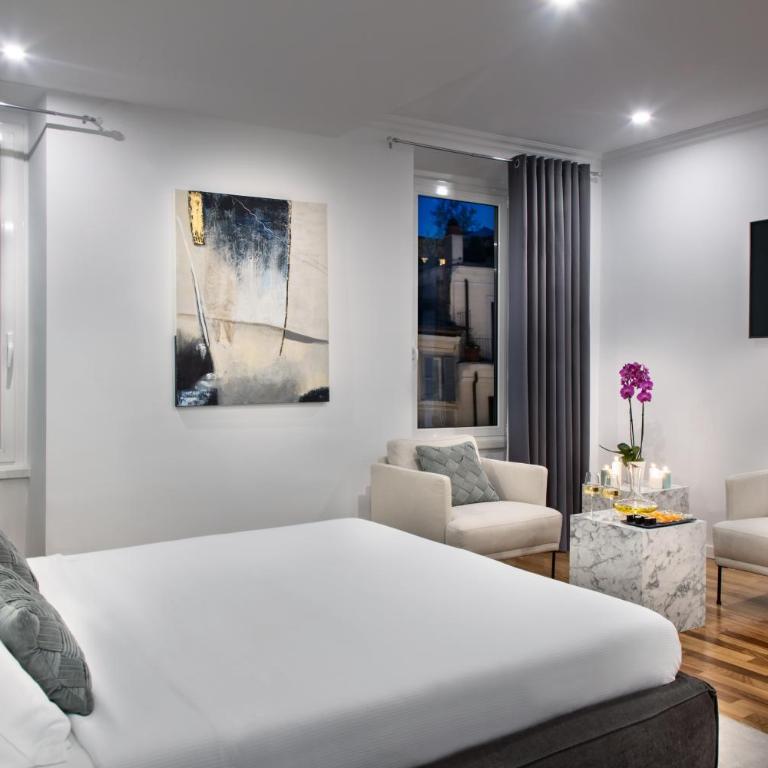 Fellini Design Suites - Suite King Deluxe - 13