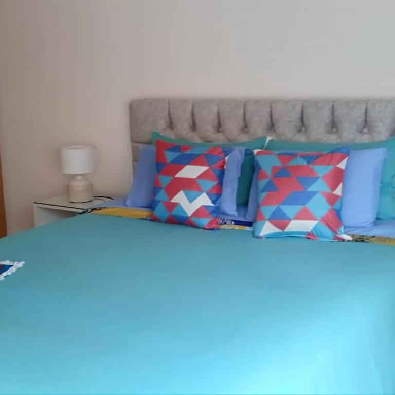 Rep del Salvador, Quito 1-bedroom condo with parking and Netflix - One-Bedroom Apartment - 43