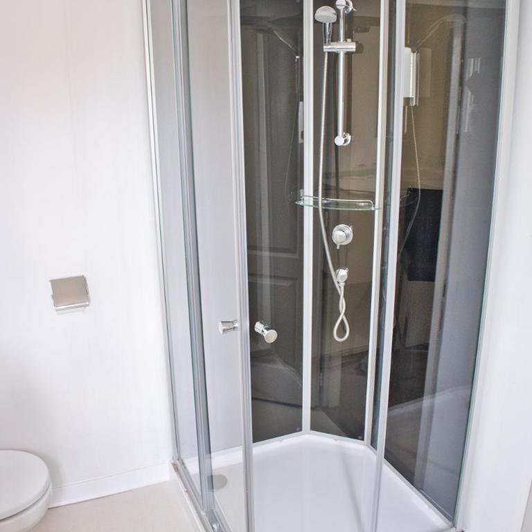 Cit'Hotel des 2 Golfs - Suite Familiale - 8