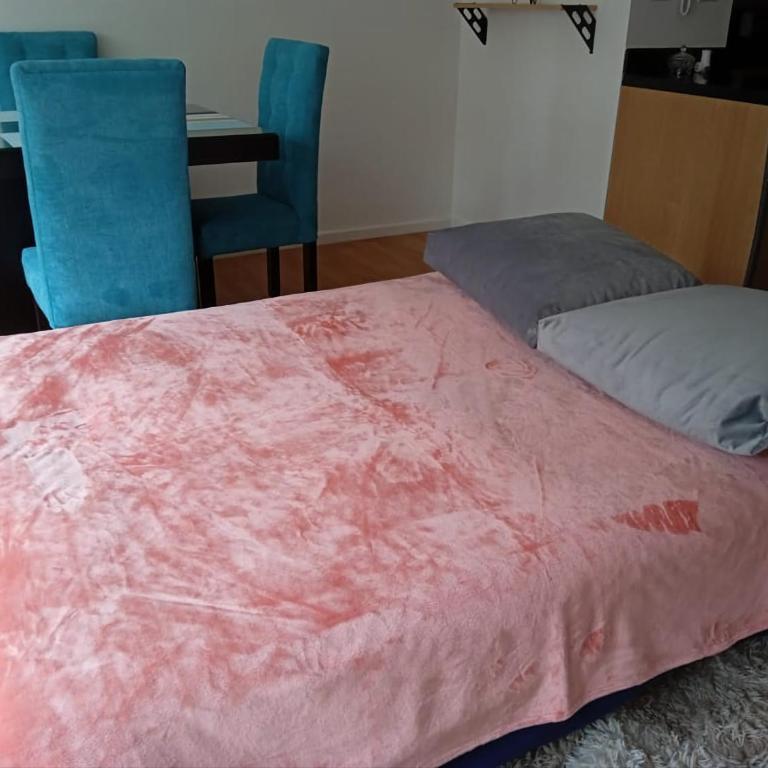 Rep del Salvador, Quito 1-bedroom condo with parking and Netflix - One-Bedroom Apartment - 35