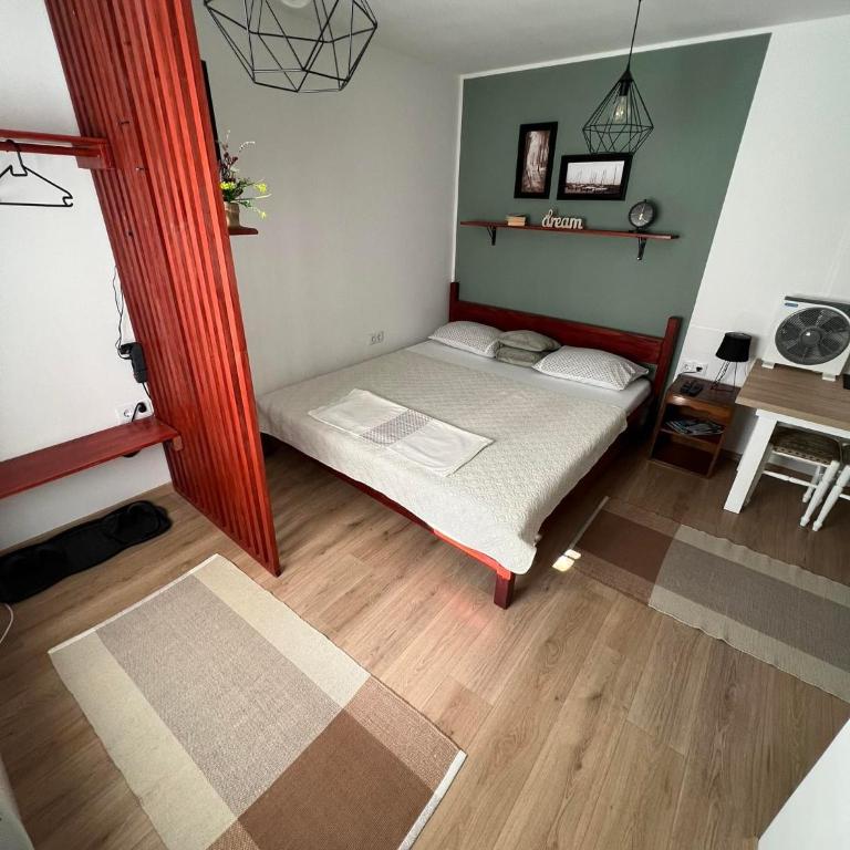 Guest House Time Out - Deluks Apartman - 7