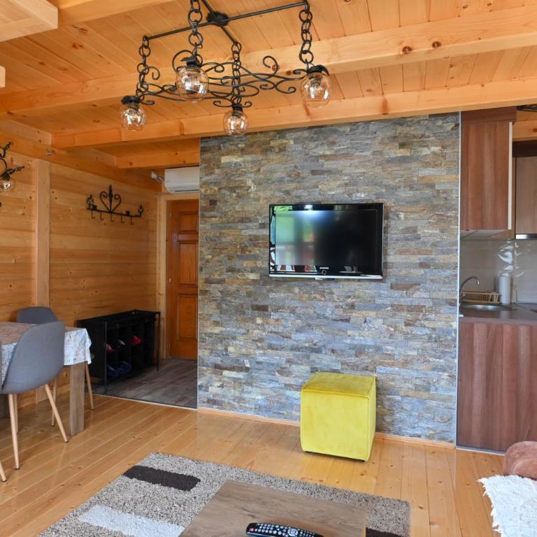 Vikendica pored Drine - Kuća sa 2 Spavaće Sobe - 16