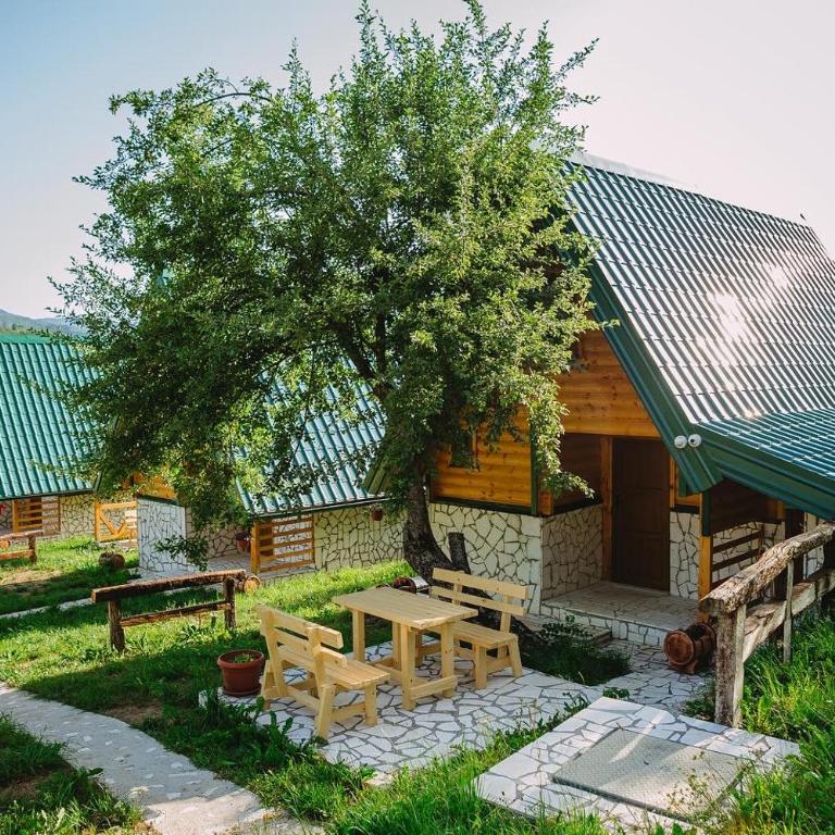 Apartmani i kuće Moje selo Šćepanović - Two-Bedroom House - 4