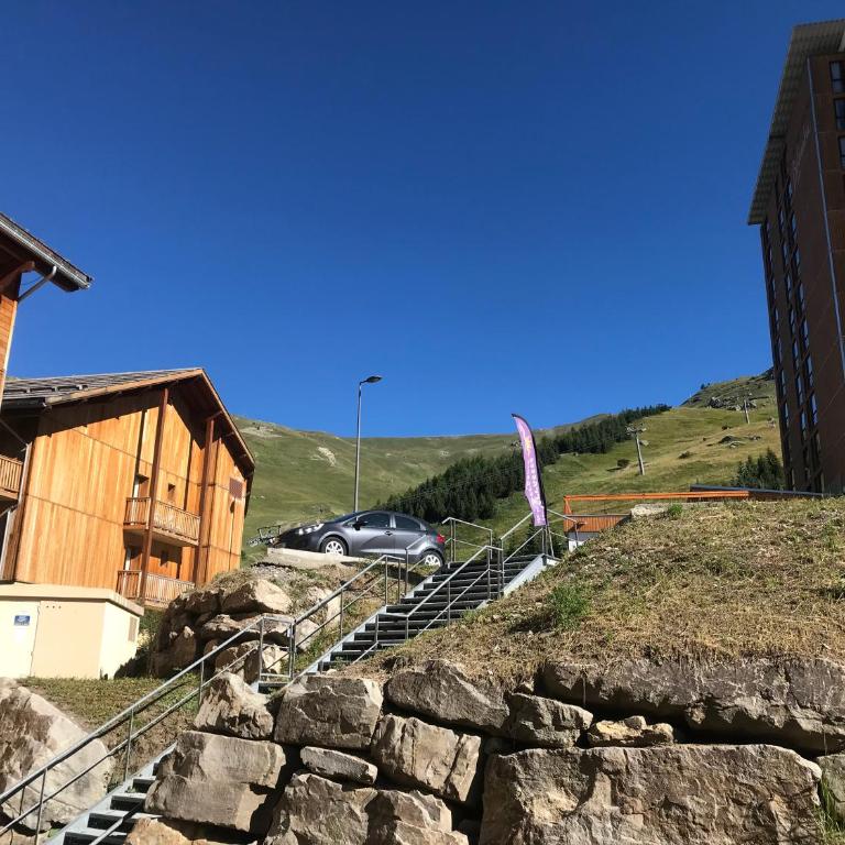 T2 skis aux pieds Les Terrasses de la Bergerie - One-Bedroom Apartment - 2