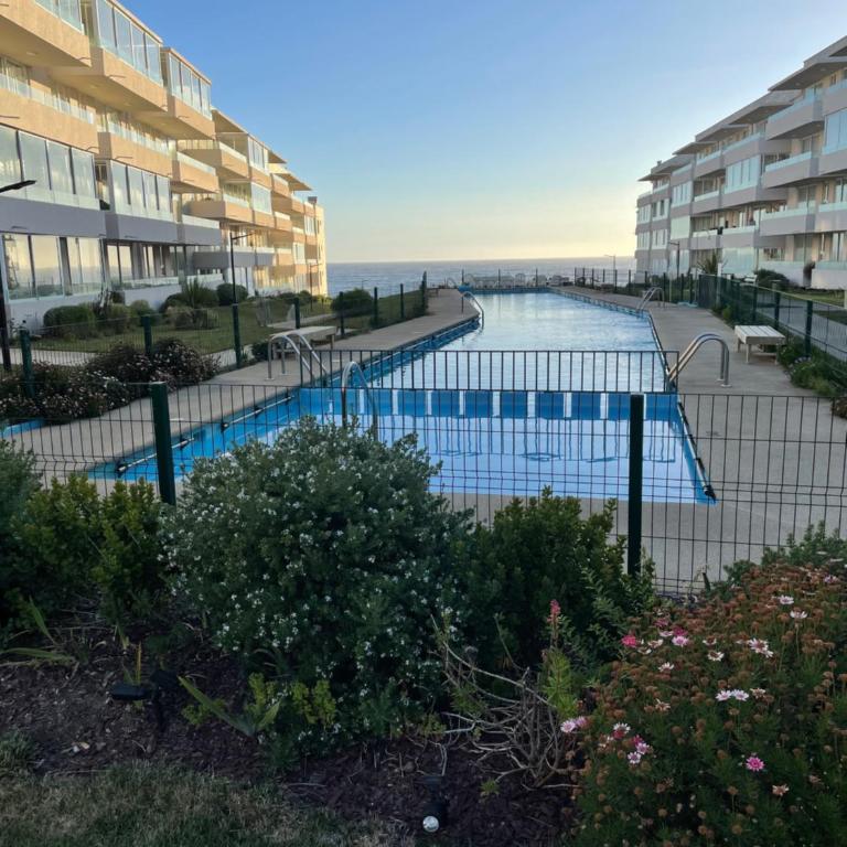 Departamento con Vista Al Mar - Apartamento de 3 dormitorios - 2