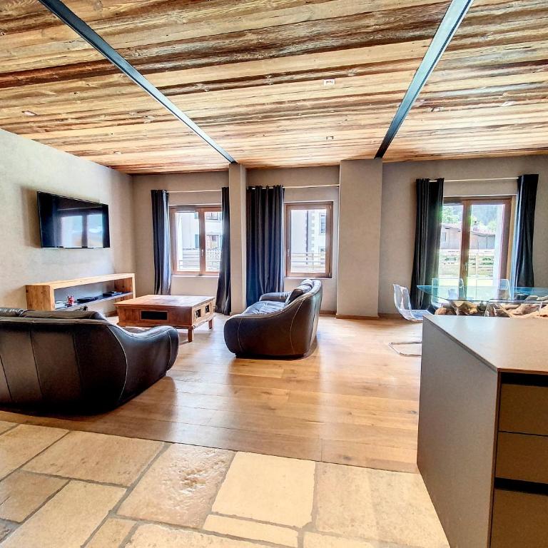 LES ALPES III - Three-Bedroom Apartment - 3