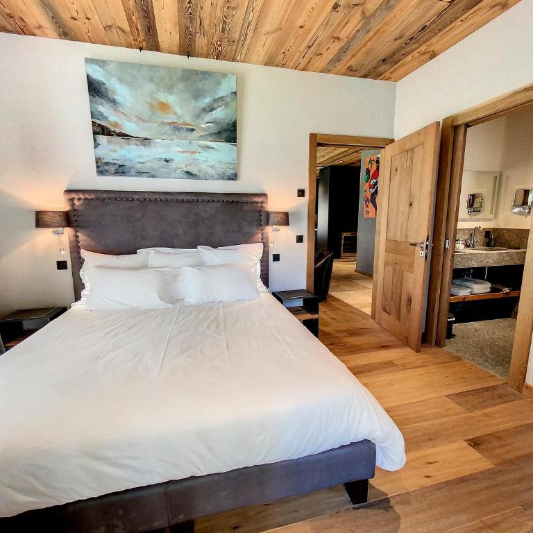 LES ALPES III - Three-Bedroom Apartment - 8