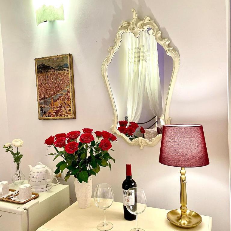 Home Milù - Milù Holidays Firenze - Camera Matrimoniale con Bagno Privato - 2