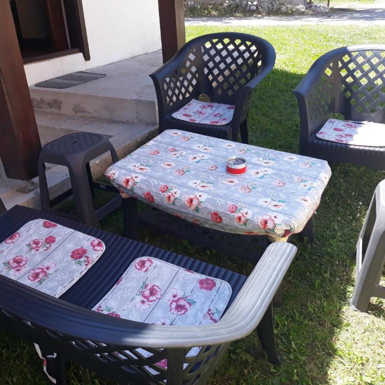 Rent a house - "Laki" - Villa - 58