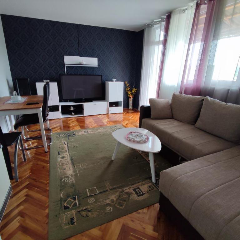 MilijicLux - One-Bedroom Apartment - 11
