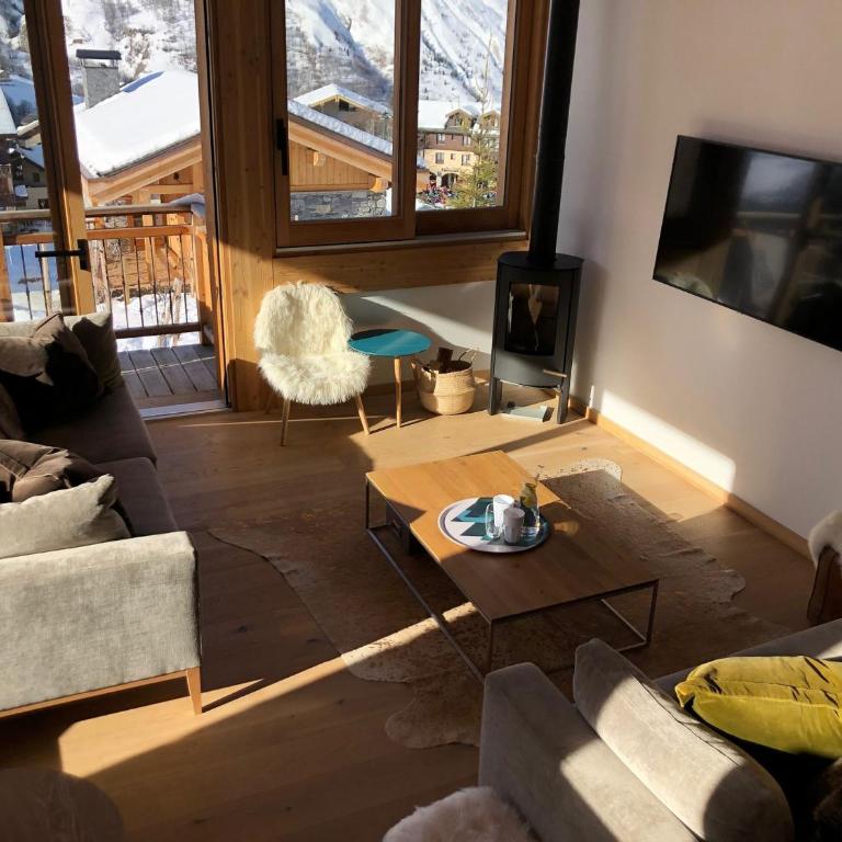 Chalet aux Pistes · 8 Pers · Wifi et Parking Couverts - FR-1-344-740 - Chalet - 2