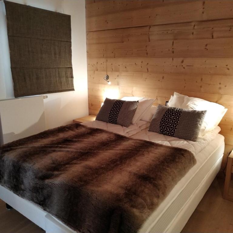 Chalet aux Pistes · 8 Pers · Wifi et Parking Couverts - FR-1-344-740 - Chalet - 11