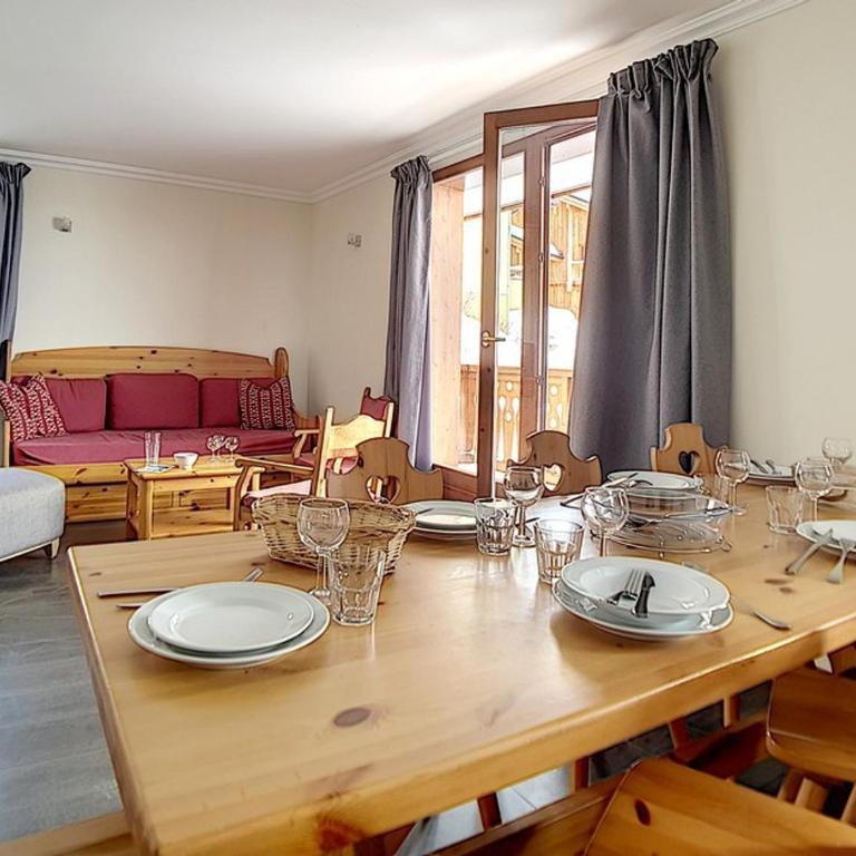 Appartement spacieux rénové, proche des pistes, balcon, sauna, hammam, WIFI - FR-1-344-753 - Appartement - 6