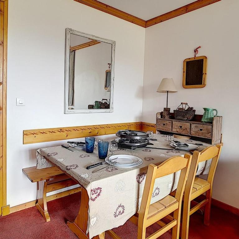 Appartement lumineux, proche des remontées mécaniques, balcon - FR-1-344-838 - Apartment - 7