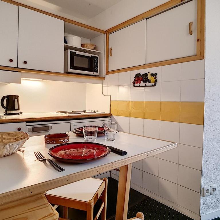 Appartement agréable proche des pistes avec balcon - FR-1-344-810 - Apartment - 6