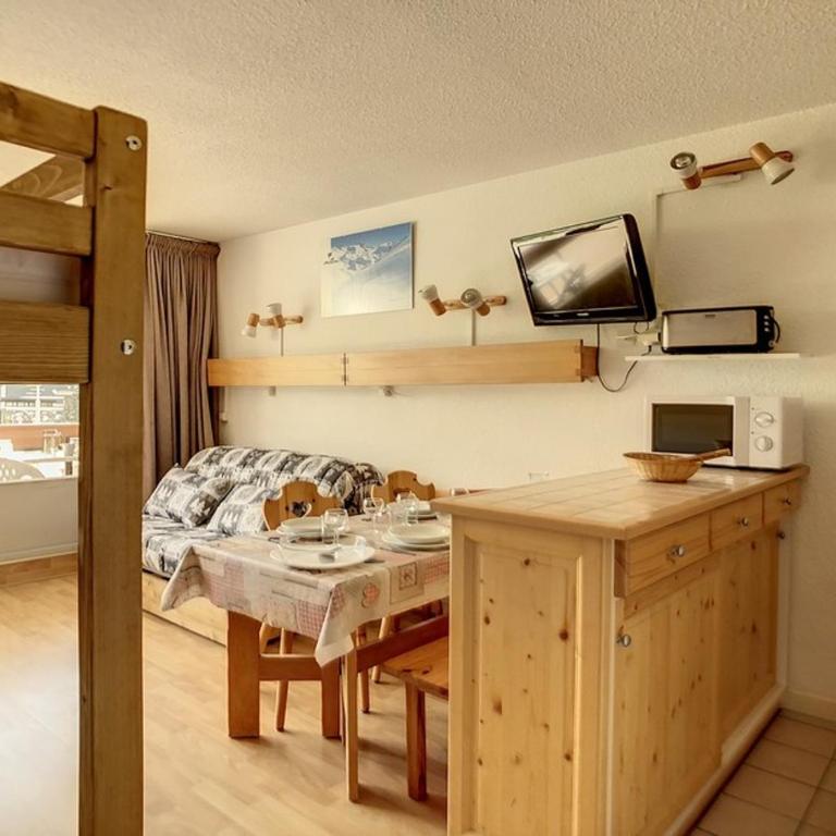 Studio confortable au pied des pistes avec balcon - FR-1-344-1018 - Studio - 1