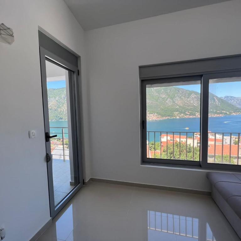 Adriatic Pearl Apartments - Apartment with Terrace - 19