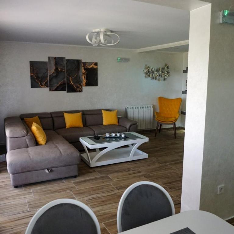 Vila Durmitor Nest Krstajic - Three-Bedroom House - 42