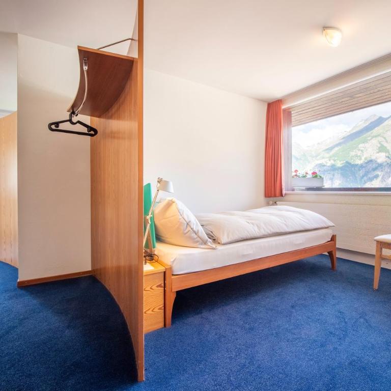 Hotel Gädi - Dreibettzimmer mit Balkon - 4