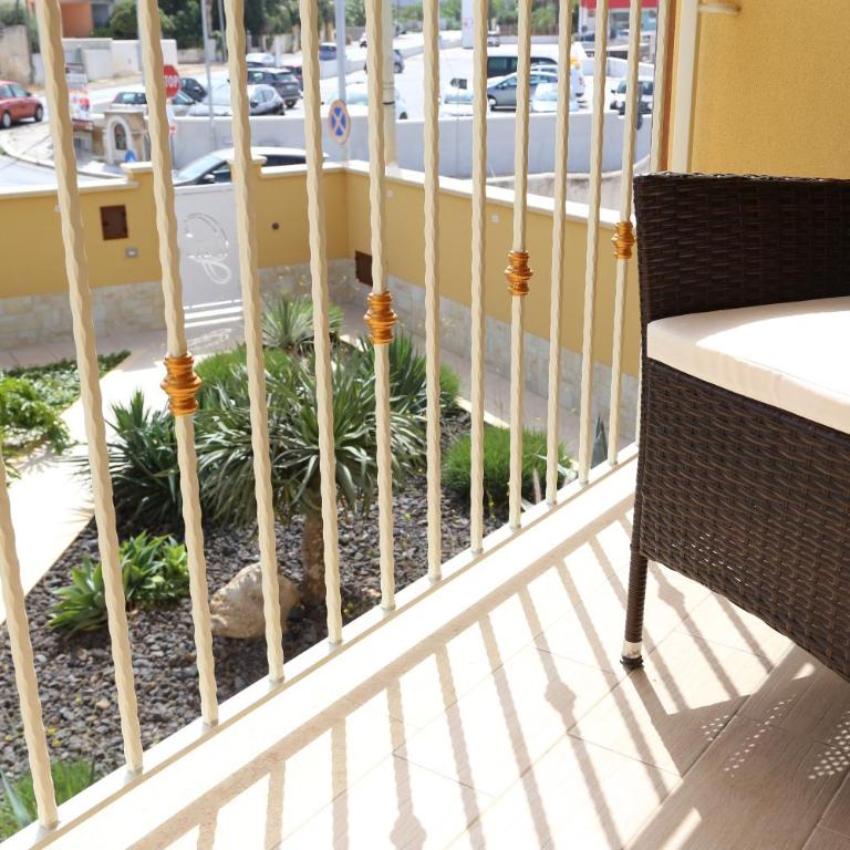 L'OASI DI CICCIO - Appartamento con 2 Camere da Letto - 40