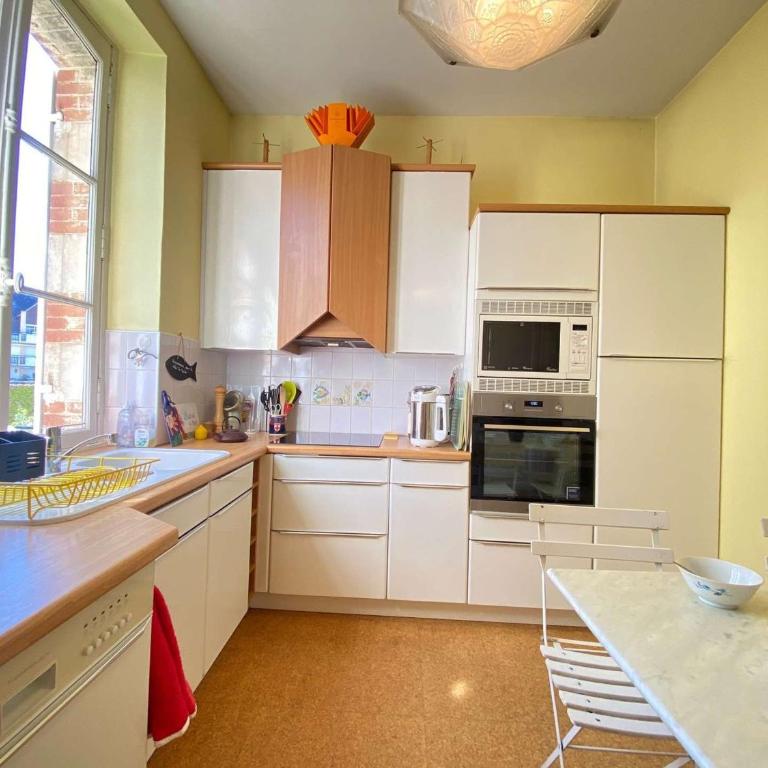 Appartement duplex 5 pièces, 6 couchages au cœur de La Baule avec terrasse, parking et tous commerces à pied - FR-1-245-71 - Appartamento (6 Adulti) - 9
