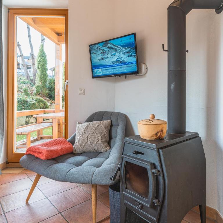 Dorfchalets & Apartments - in Kaprun centre including FREE entry Tauern Spa and Summer Card - Chalet (6 Erwachsene) - kostenfreier Zugang zum VIP Tauern Spa - 12