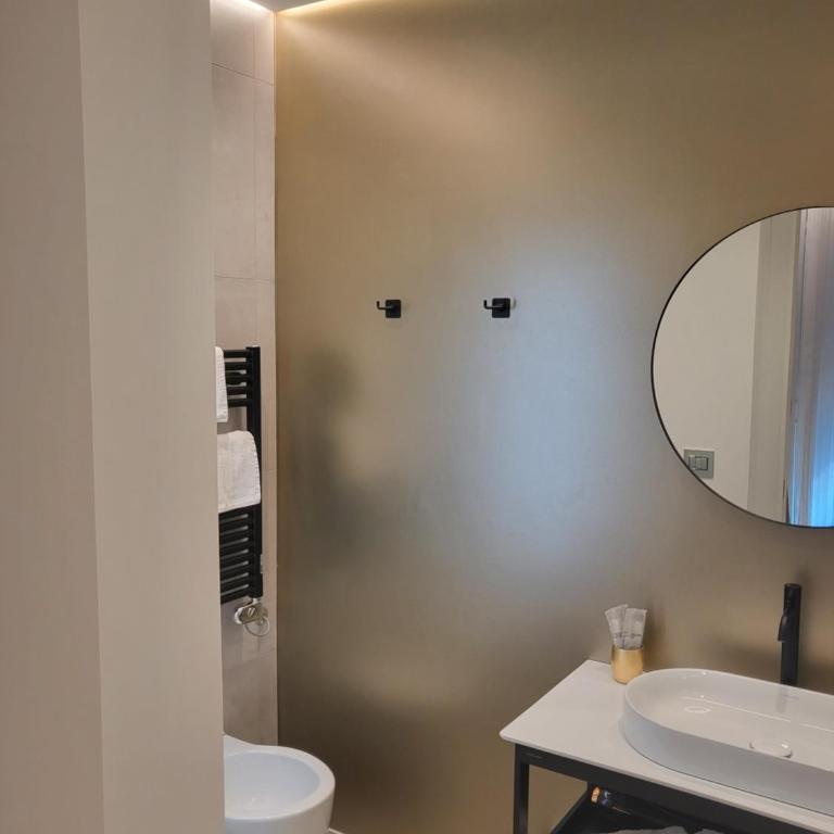 Casa Stazione Pescara - Camera Matrimoniale con Bagno Privato - 4