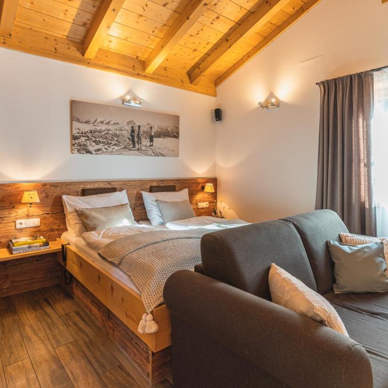 Dorfchalets & Apartments - in Kaprun centre including FREE entry Tauern Spa and Summer Card - Luxuriöses Chalet (2 Erwachsene) mit kostenfreiem VIP-Zugang zum Tauern Spa - 3