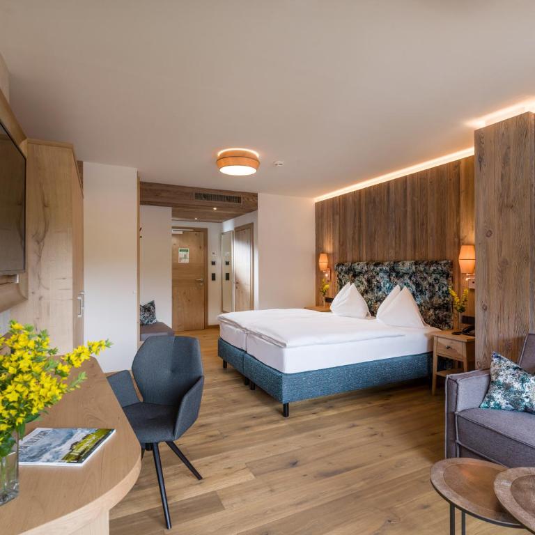 Hotel Zentral ****superior - Doppelzimmer „Premium“ - 3