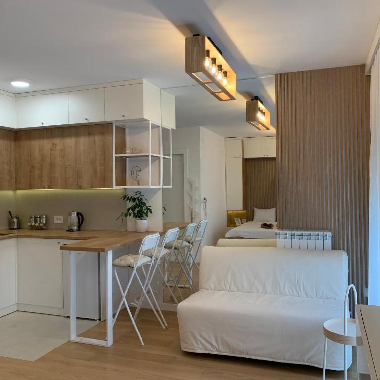 Selena apartment - Studio sa Balkonom - 1