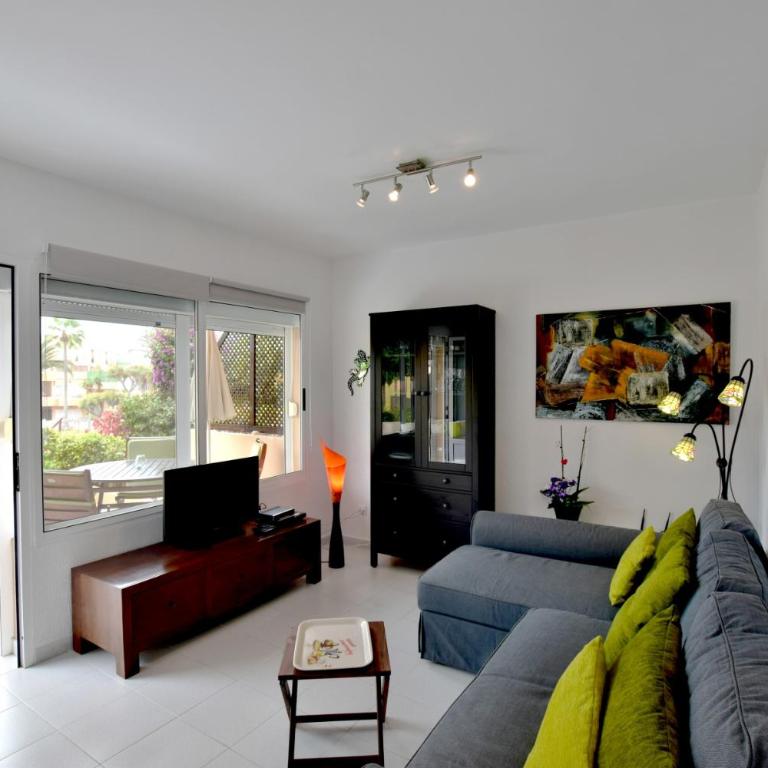 Apartment Apple Dunes with Pool Corralejo By Holidays Home - Apartamento con vistas a la piscina - 3