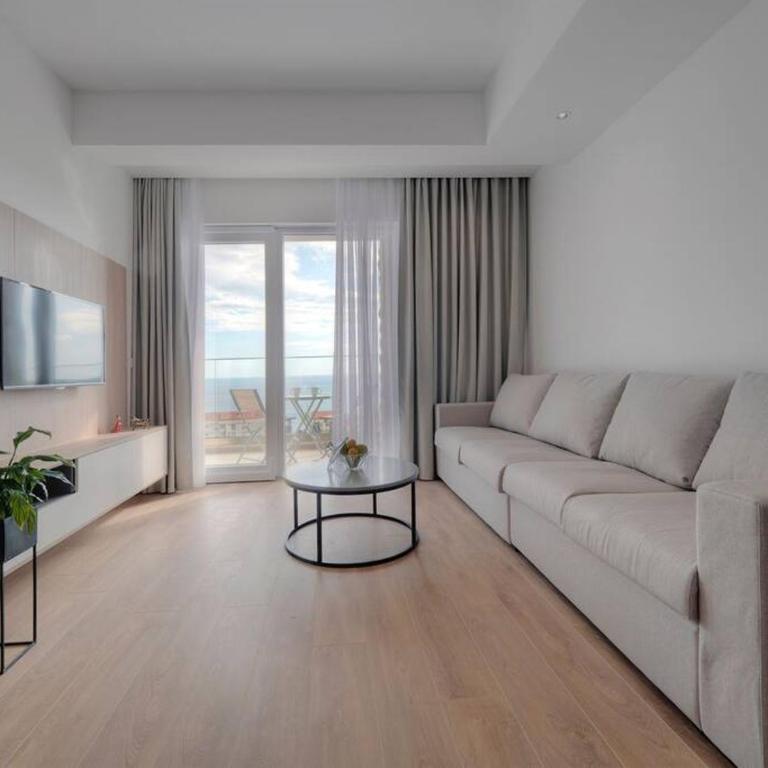 Lovely Partial Sea View one bedroom Flat in Horizon Residences A24 - One-Bedroom Apartment - 7