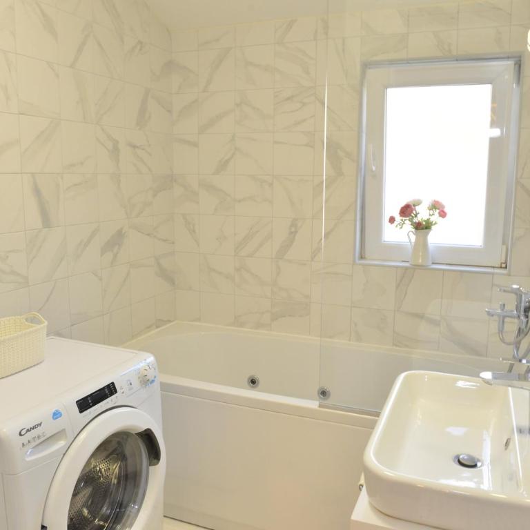 Lola - Apartman sa 2 Spavaće Sobe - 26